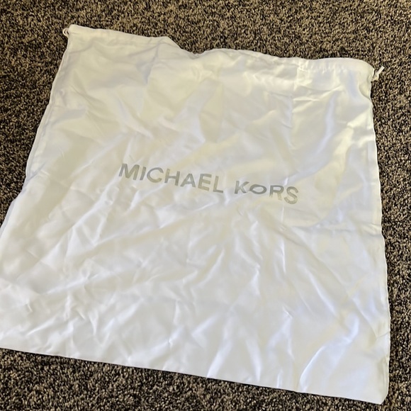 Michael Kors cognac colored purse - Picture 7 of 7